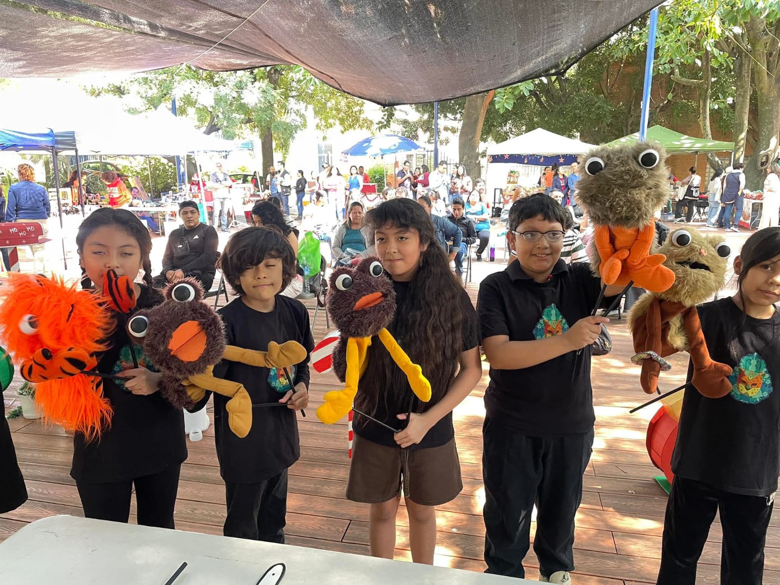 Actividad Cultural Comunitaria: Vivan los Títeres